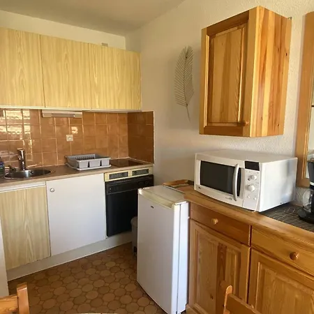 Avec Terrasse Et Parking A 100m De La - Fr-1-782-73 Apartment *